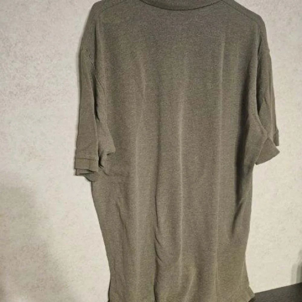 Ralph Lauren Men's Polo Shirt in Gray‎